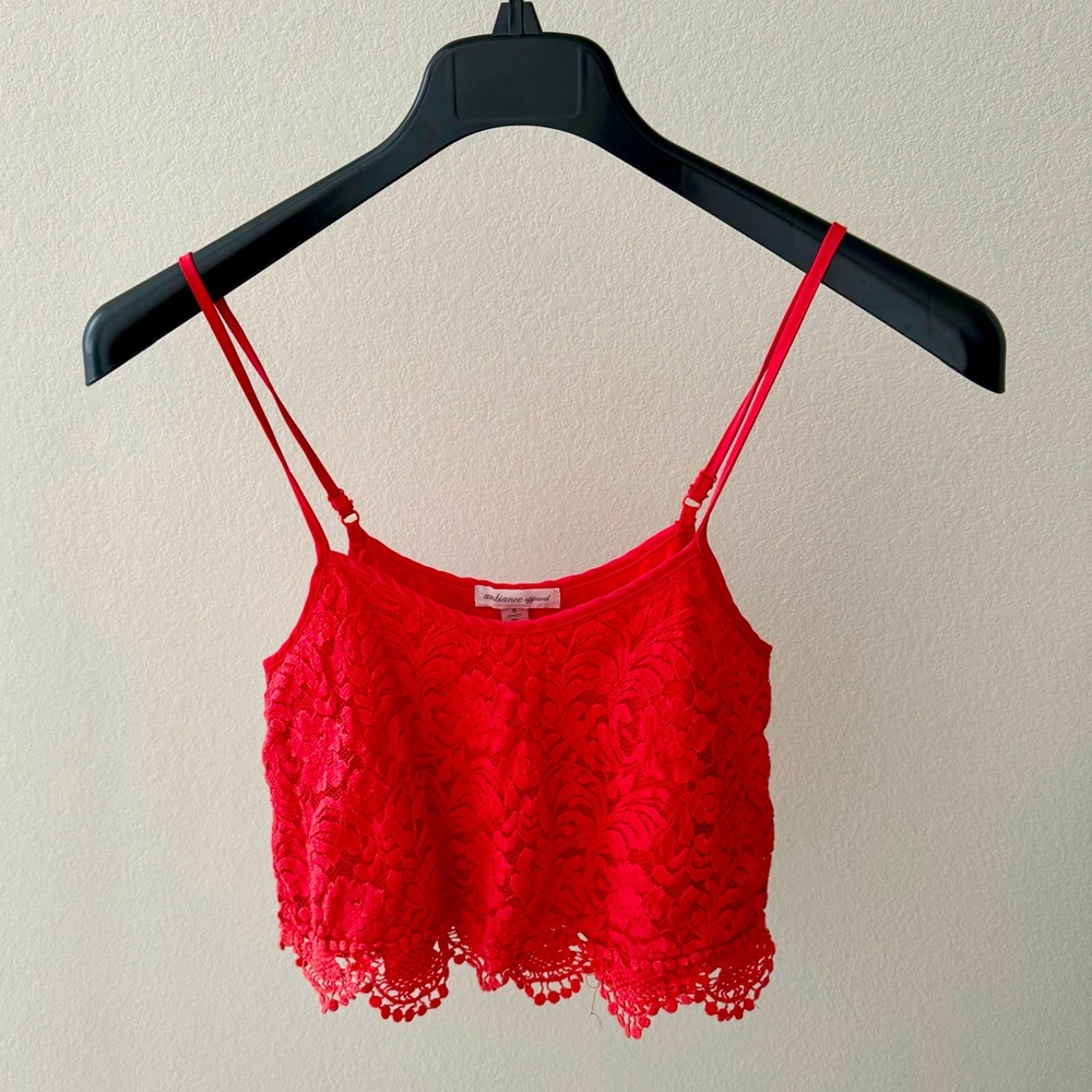 Cropped Coral lace top